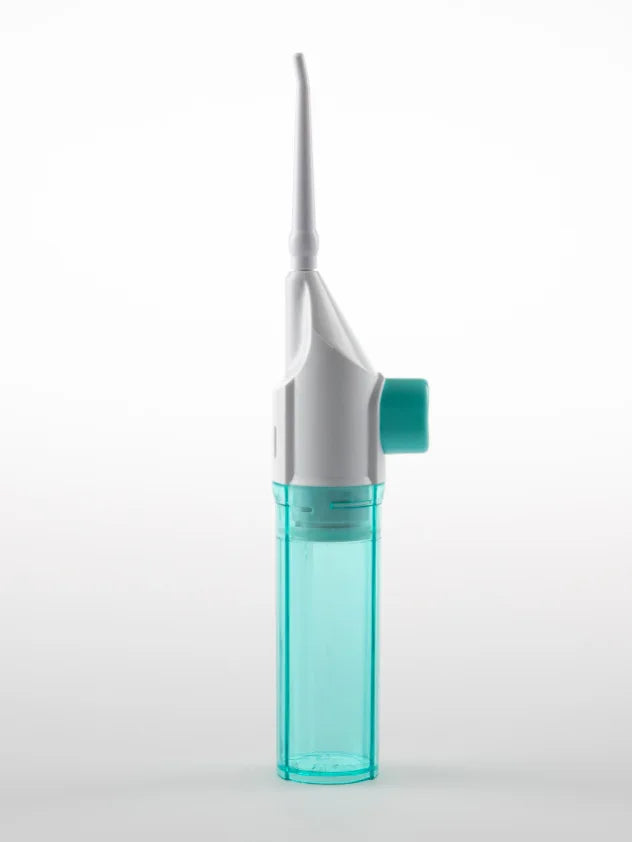 Keep your smile fresh and clean with this portable manual water flosser, designed for effective everyday oral care. Featuring a sleek, compact design with an easy-to-fill water reservoir, it delivers a focused, high-pressure